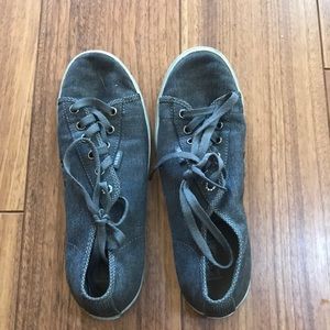 Gray vans shoes
